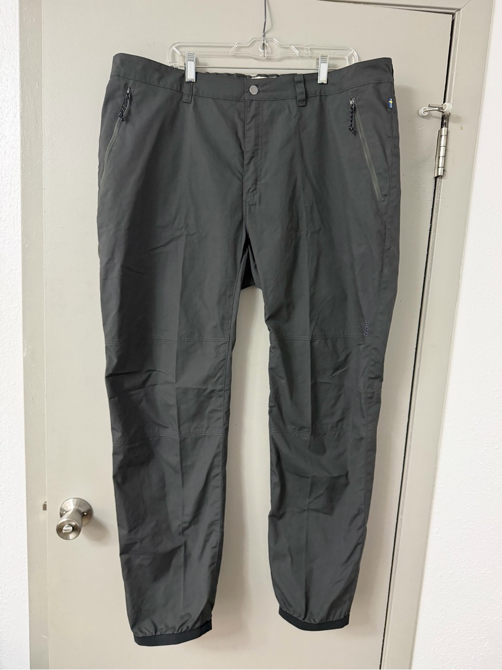 Fjallraven Outdoor Hiking Pants Gray Men’s 40x31 Zip Pocket